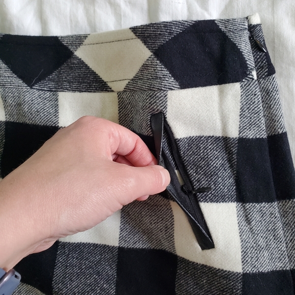 Talbots Boot Skirt Size 6P - Picture 3 of 11